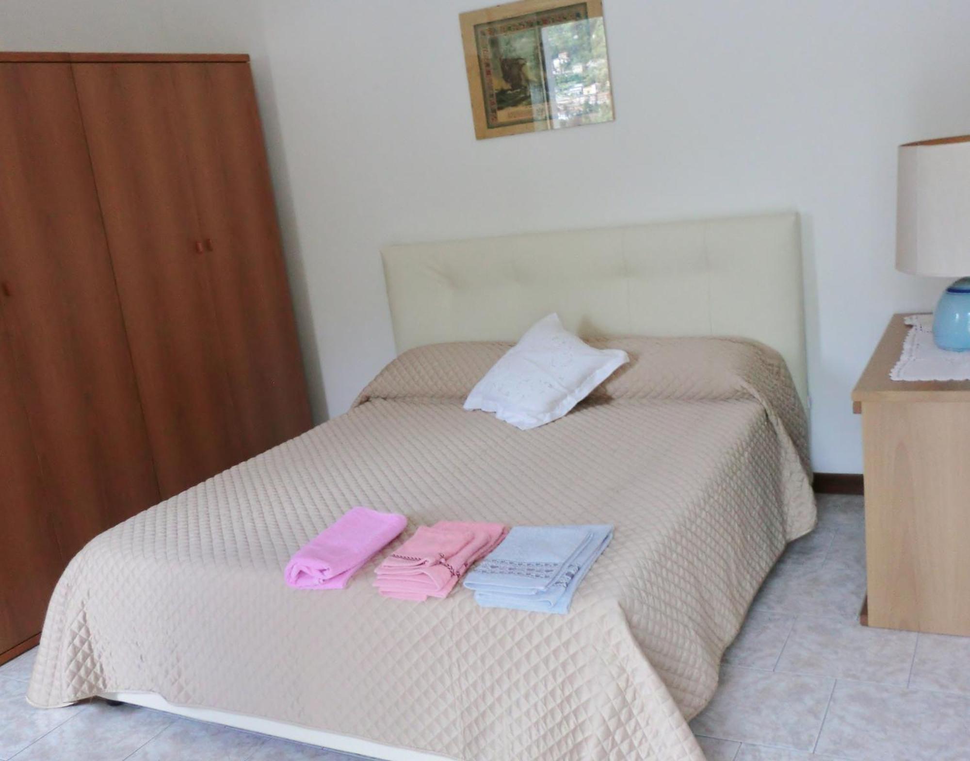 Appartamenti La Porta Sul Lago Laglio Room photo
